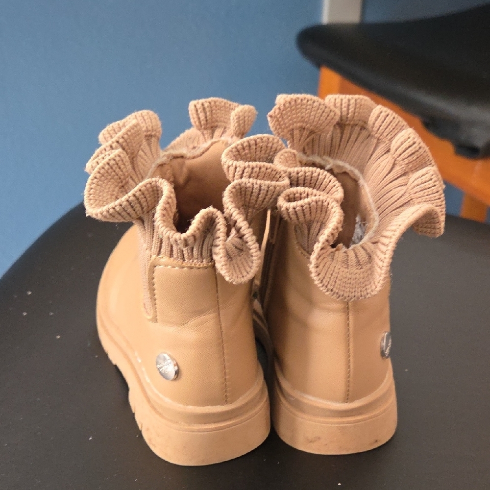 Toddlet Tan Ruffle Ankle Boots - Picture 4 of 5